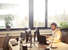 Hosted Voice Services: The Future of Business Communication and How to Switch Hosted Voice Services