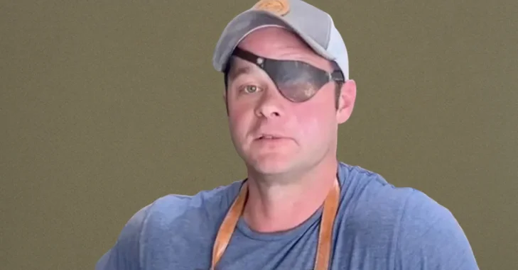 Who Is the Carpenter From Fixer to Fabulous?